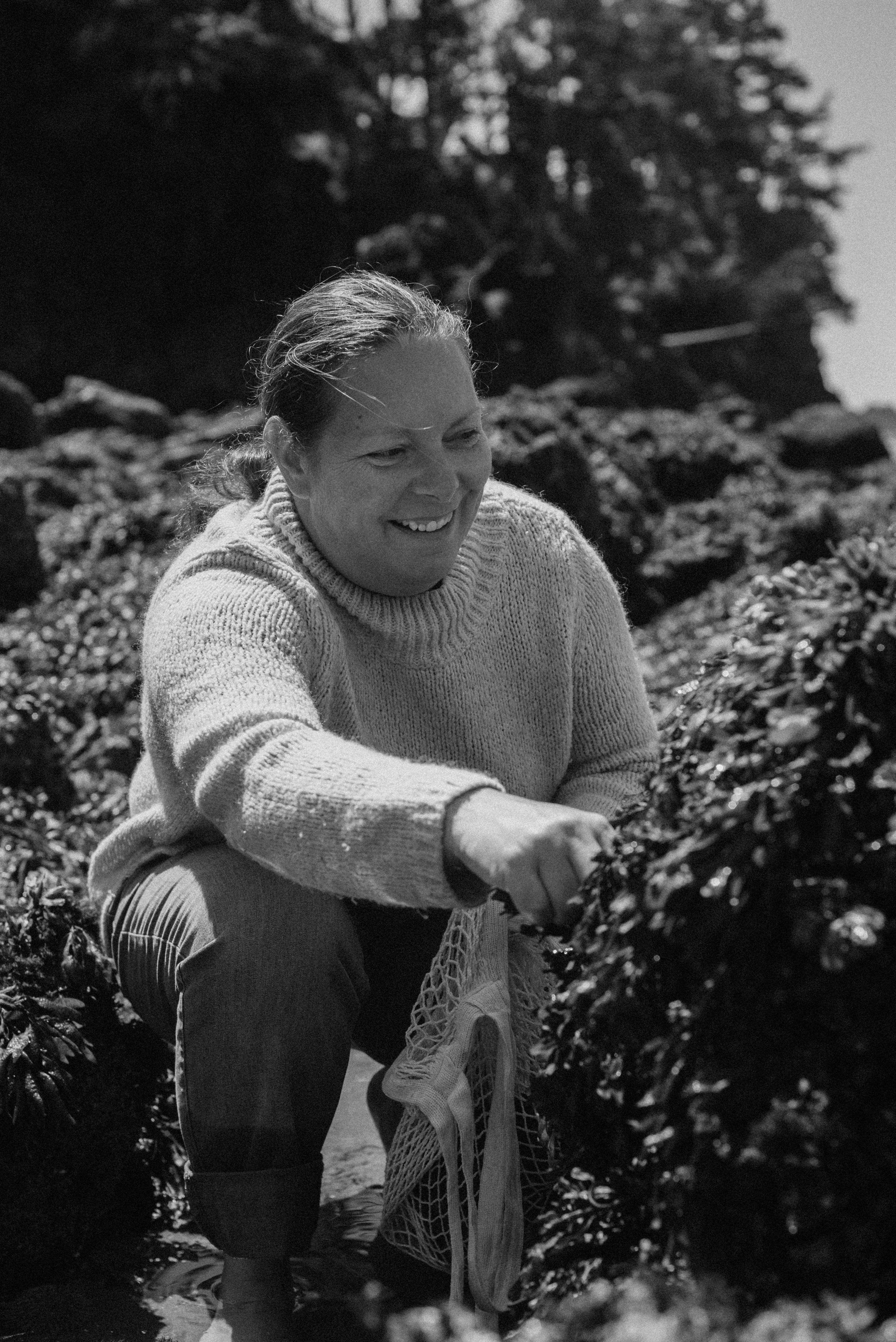 Tanya, Sealuxe founder harvesting bladderwrack