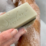 Sealuxe Coastal Breeze bubble bath creating foamy bubbles
