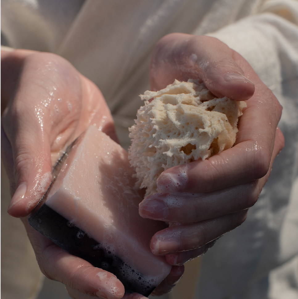 how to use sealuxe ritual rose soap bar with rose and charcoal